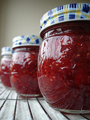 rhubarb,raspberry,jam